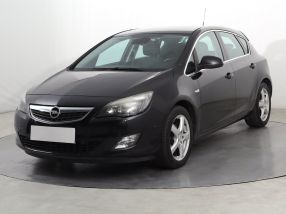 Opel Astra - 2010