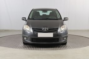 Toyota Auris - 2011