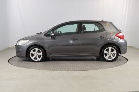 Toyota Auris - 2011