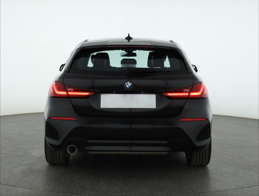 BMW 1