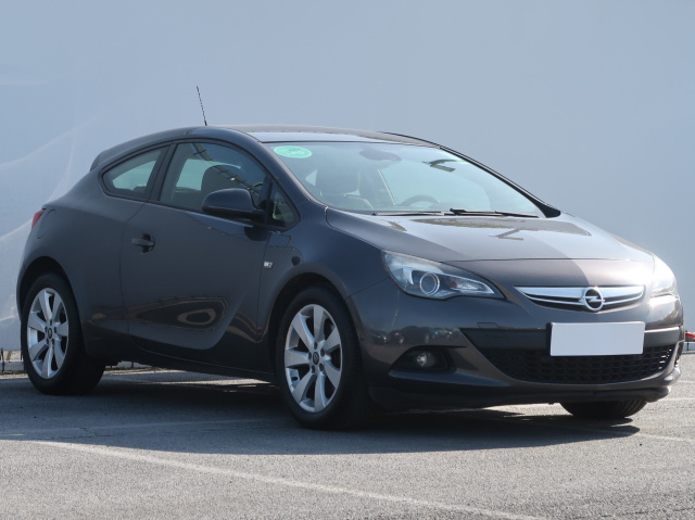 Opel Astra 2012