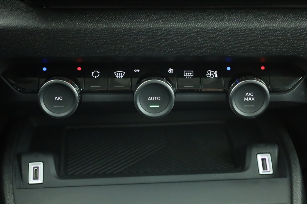 Citroen C4 X