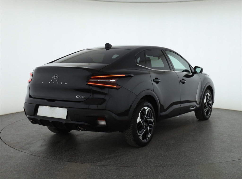 Citroen C4 X