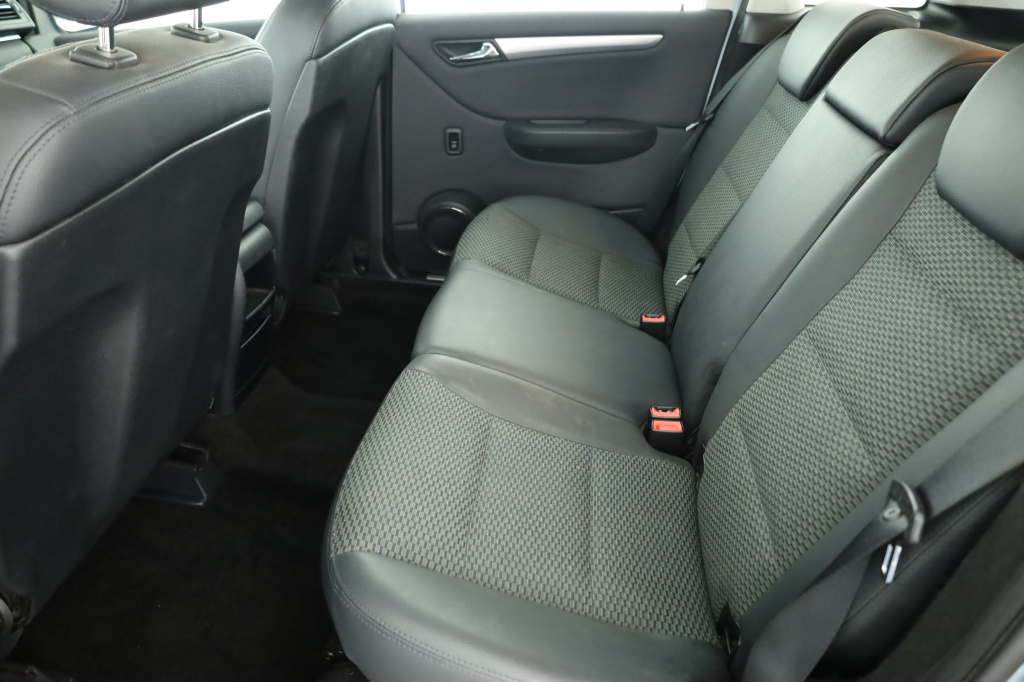 Mercedes-Benz B