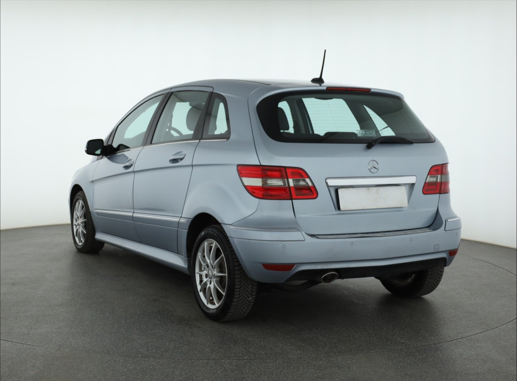 Mercedes-Benz B