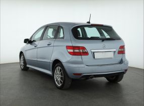 Mercedes-Benz B - 2010