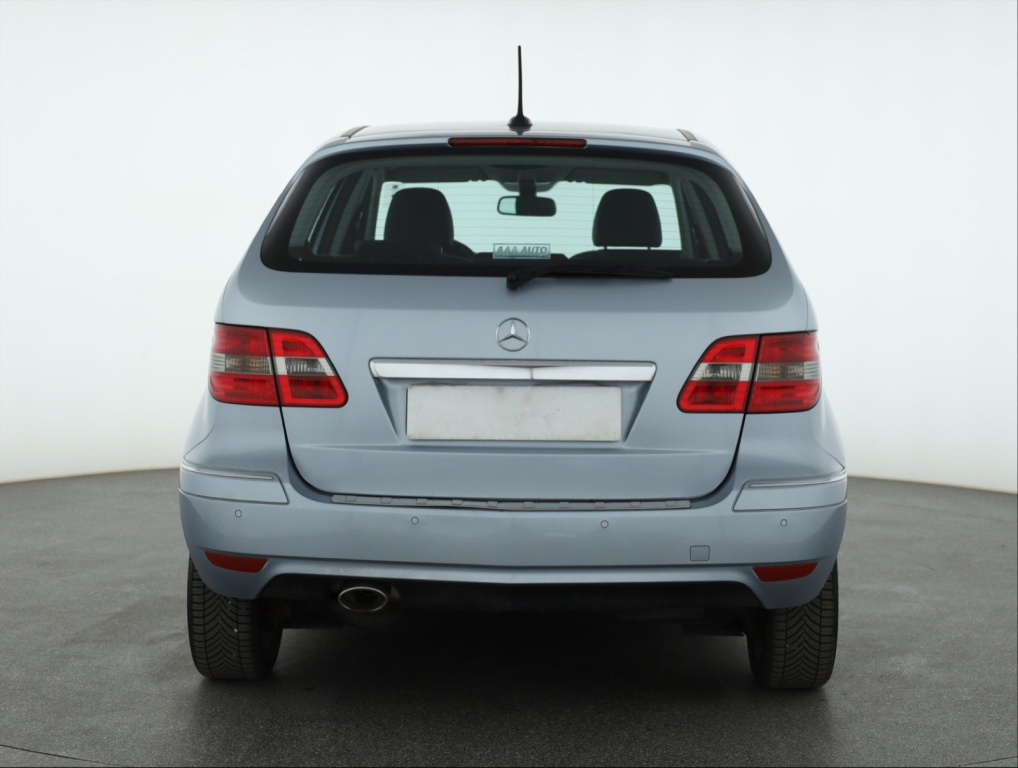 Mercedes-Benz B