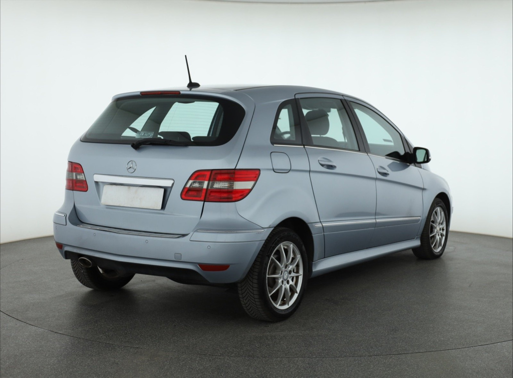 Mercedes-Benz B