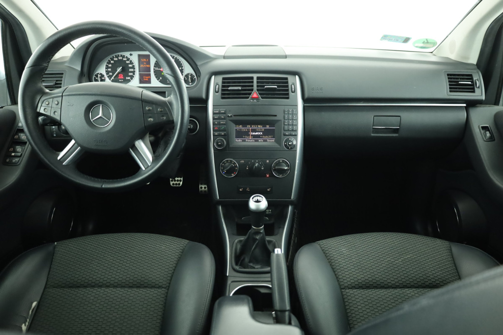 Mercedes-Benz B