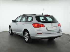 Opel Astra - 2015