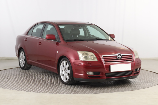 Toyota Avensis, 2004
