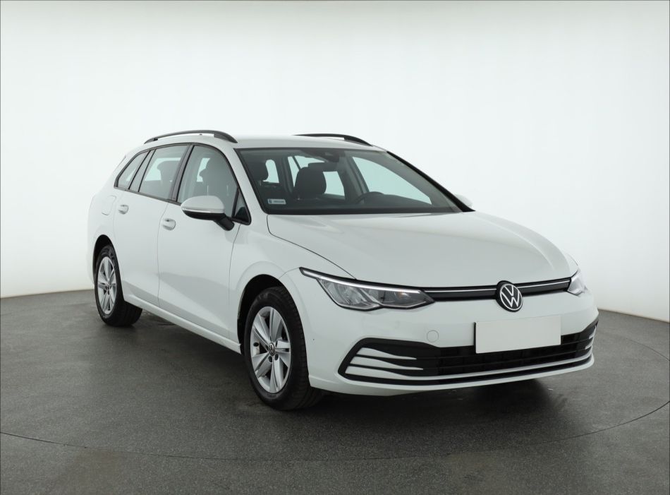Volkswagen Golf - 2022
