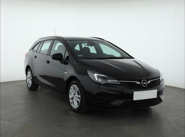 Opel Astra 2022