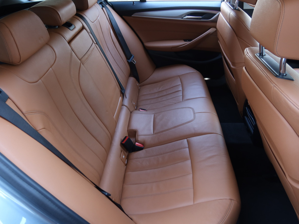 BMW 5