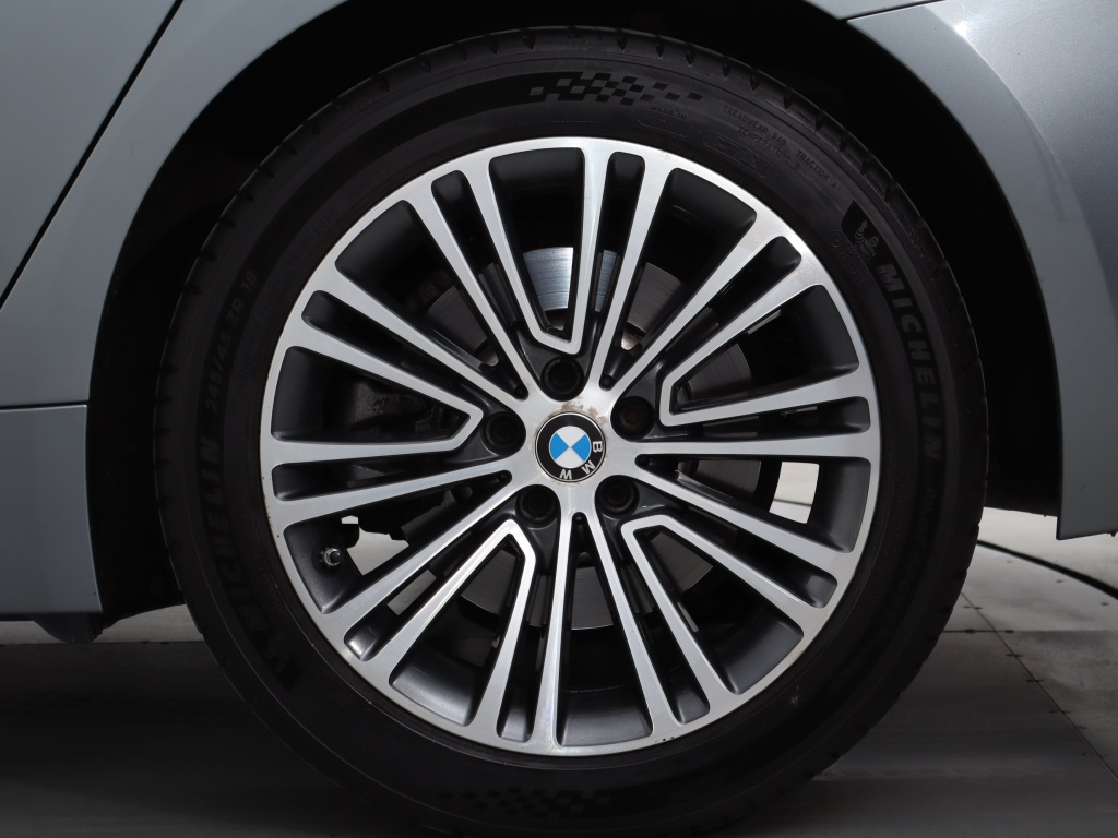 BMW 5