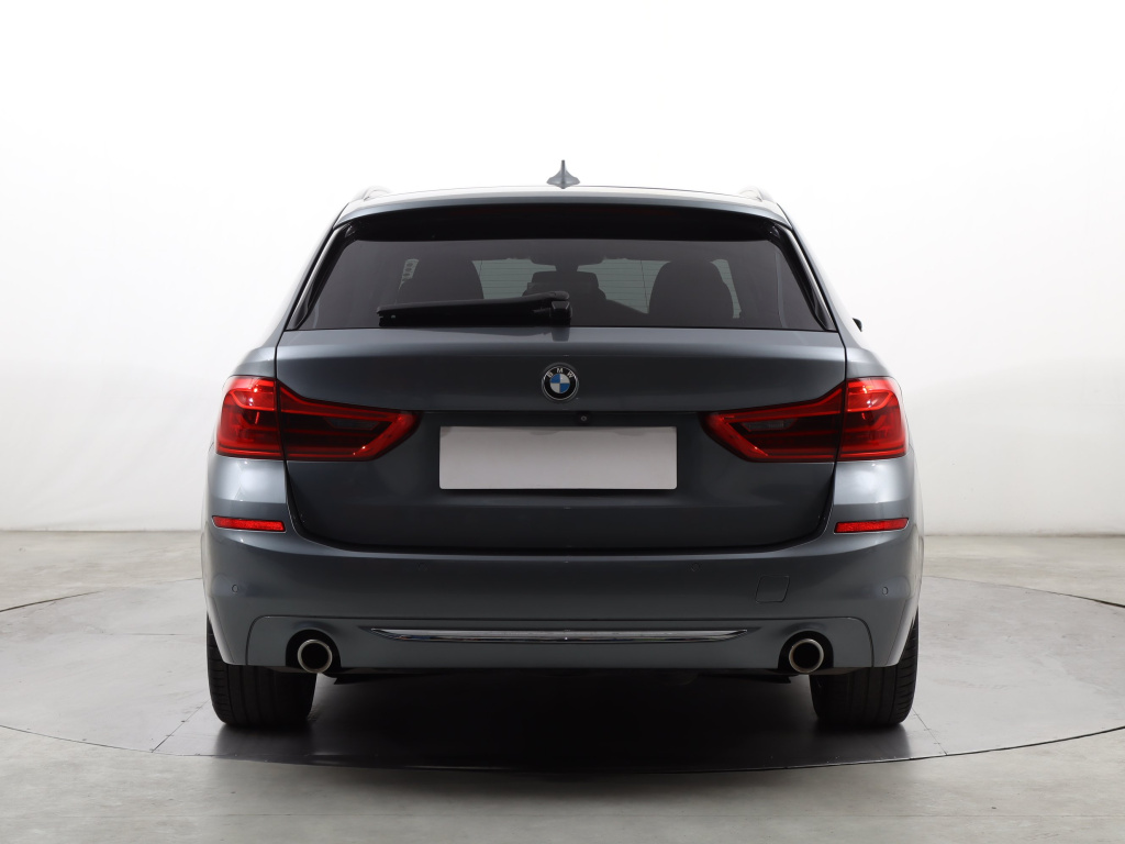 BMW 5