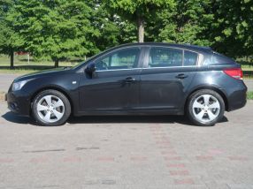 Chevrolet Cruze - 2012