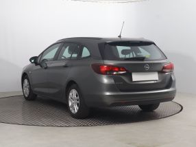 Opel Astra - 2020