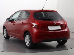 Peugeot 208 - 2015