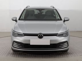 Volkswagen Golf - 2021