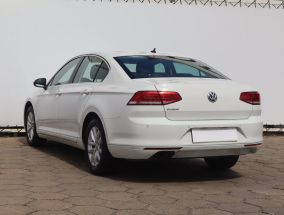 Volkswagen Passat - 2018