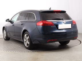 Opel Insignia - 2011