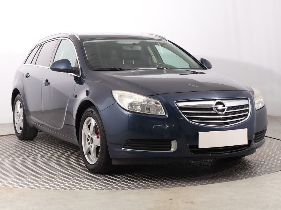 Opel Insignia - 2011