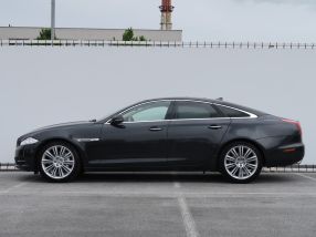 Jaguar XJ - 2015