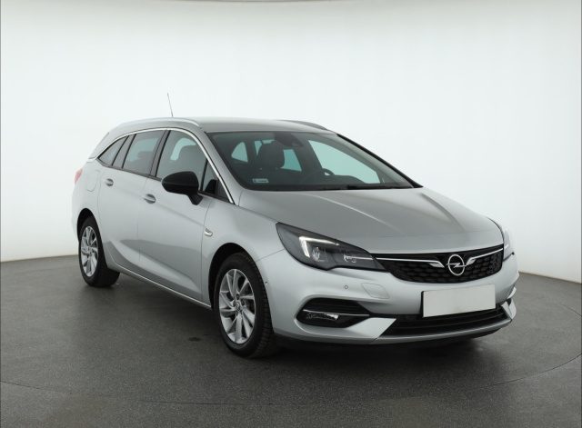 Opel Astra 2020