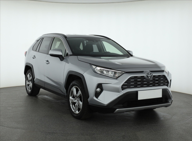 Toyota RAV4 2021