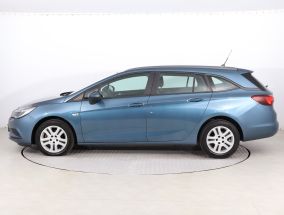 Opel Astra - 2016