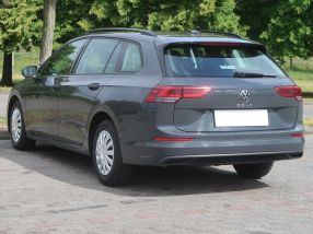 Volkswagen Golf - 2022