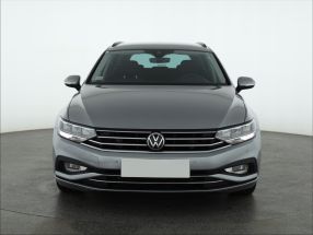 Volkswagen Passat - 2021