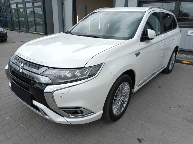 Mitsubishi Outlander 2020