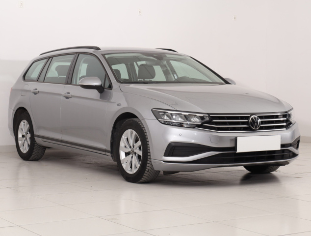 Volkswagen Passat 2021