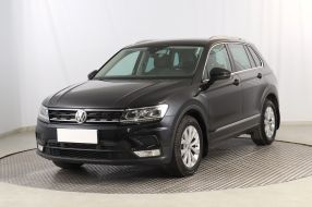 Volkswagen Tiguan - 2016