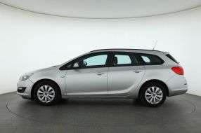 Opel Astra - 2014