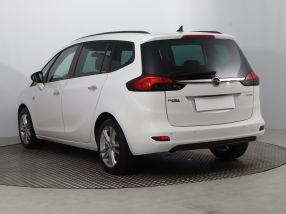 Opel Zafira Tourer - 2012