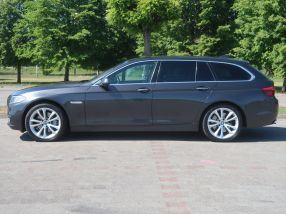 BMW 5 - 2015
