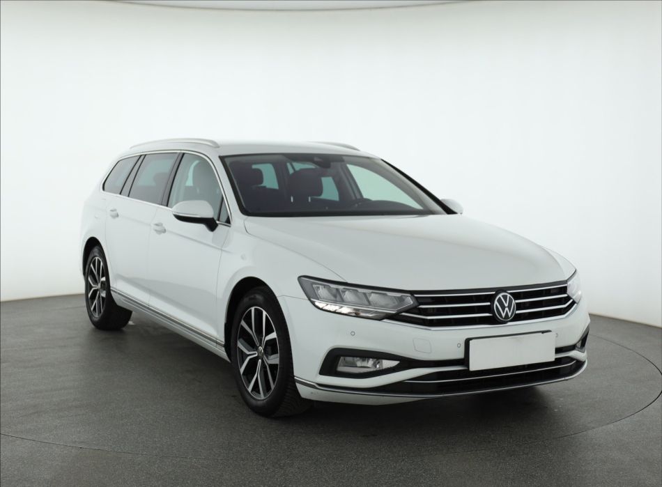 Volkswagen Passat - 2020