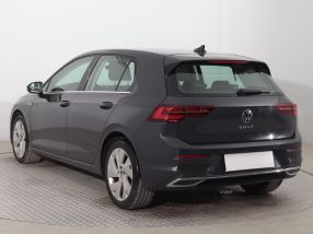 Volkswagen Golf - 2021