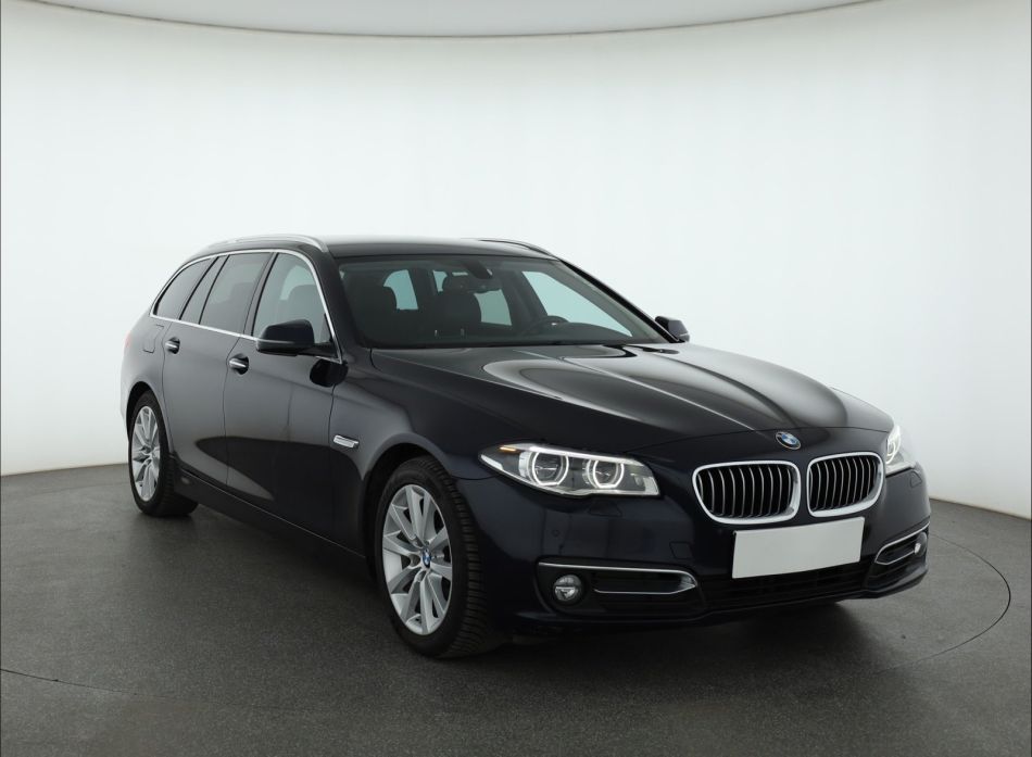 BMW 5 - 2016