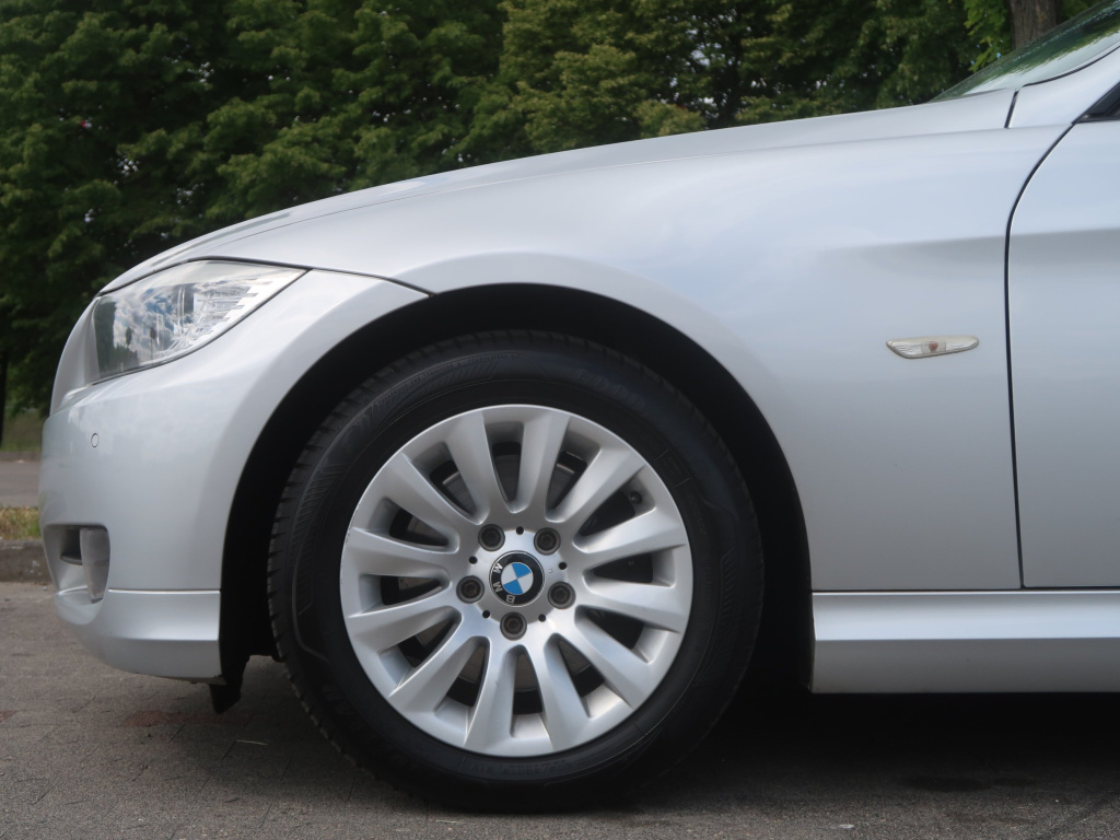 BMW 3