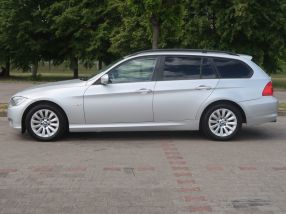 BMW 3 - 2009