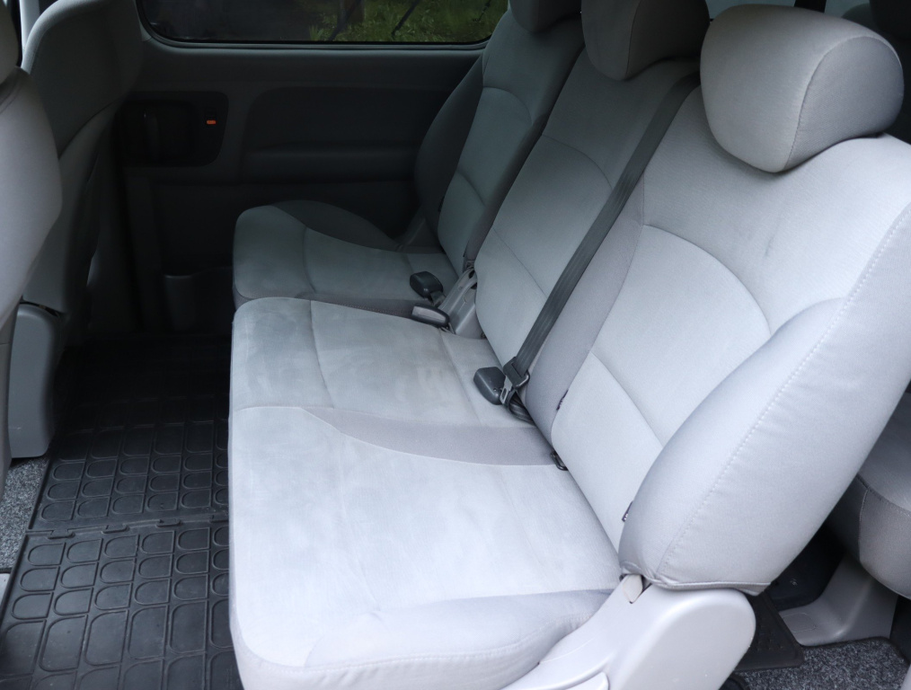 Hyundai H-1