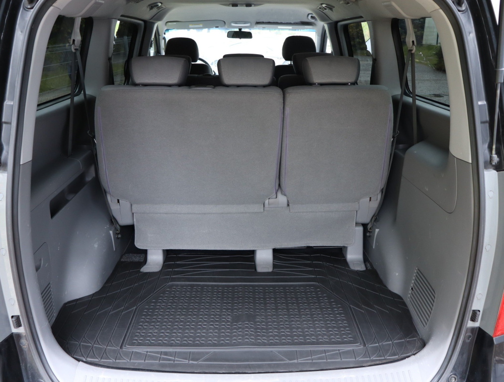 Hyundai H-1