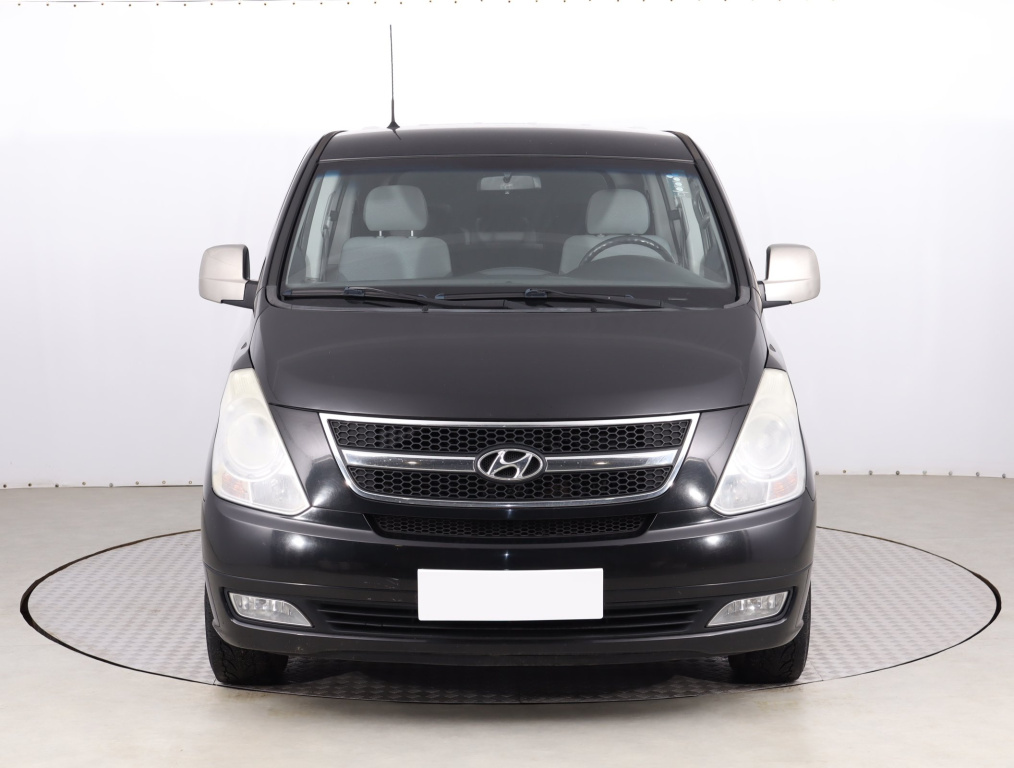 Hyundai H-1
