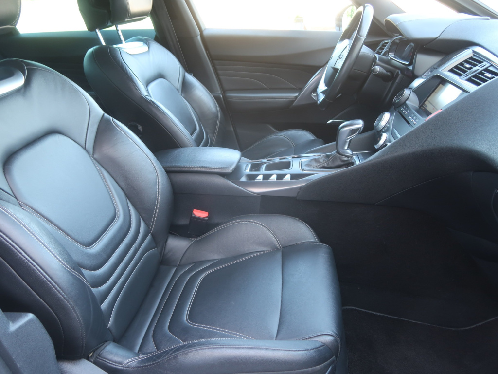Citroen DS5