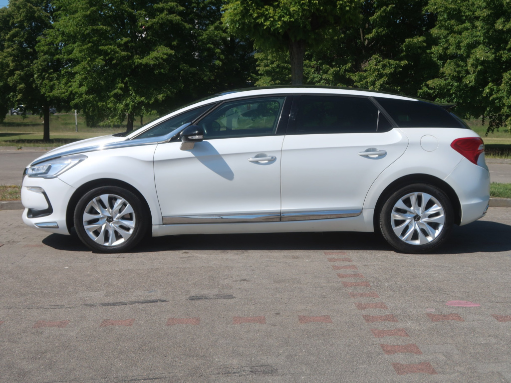 Citroen DS5