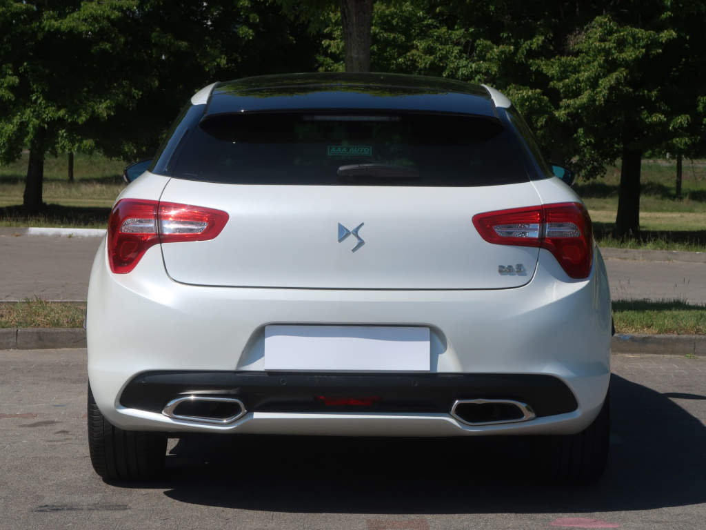 Citroen DS5